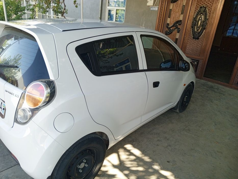 Spark srochna sotiladi