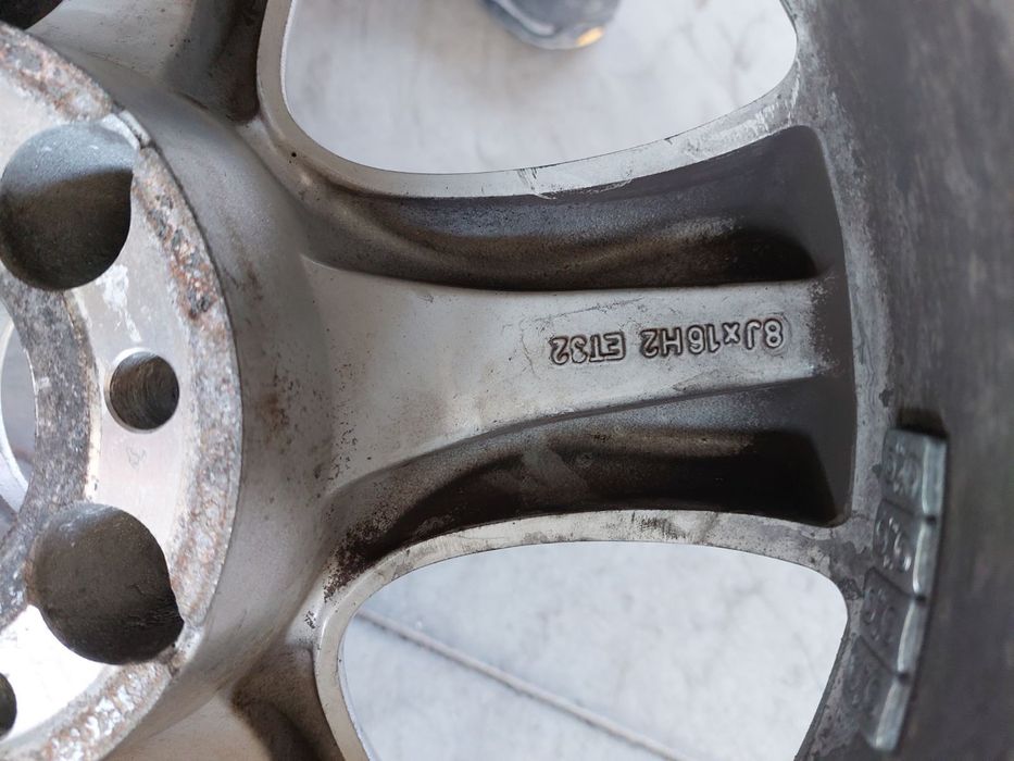 Гуми и джанти 16”