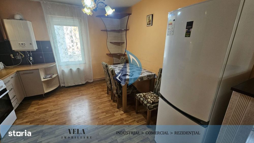 Apartament 4 camere, Tudor