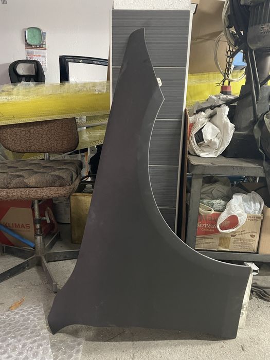 Преден ляв и десен калник за Mercedes c 257