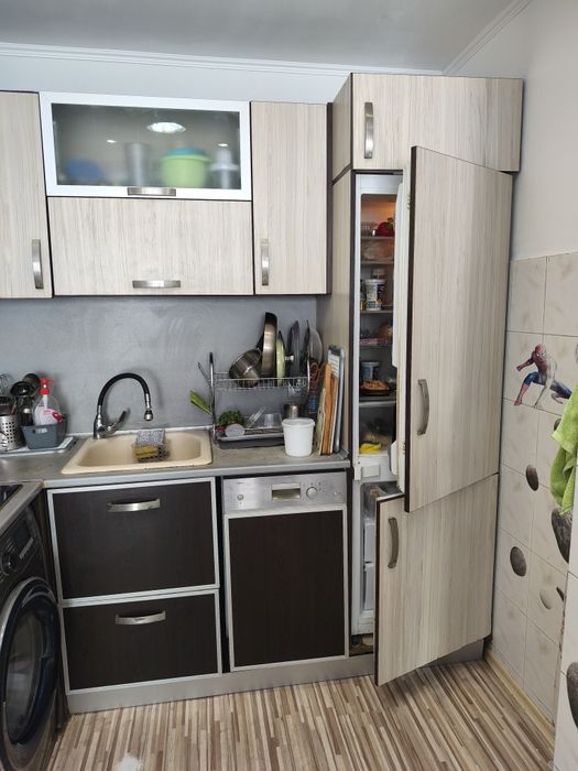 Кухня с оборудване