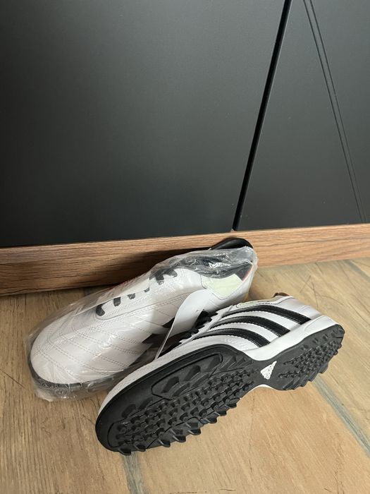 Детски футболни маратонки Адидас 35,5н