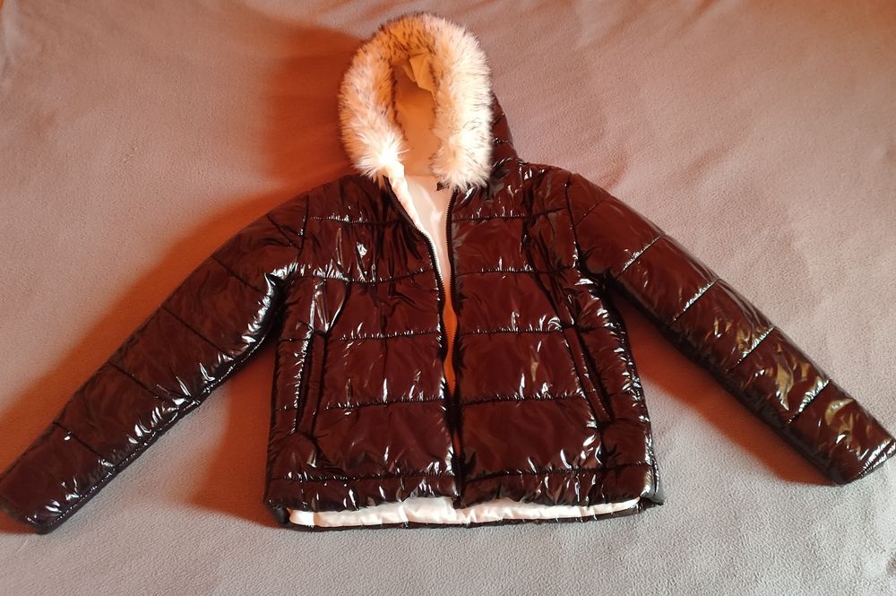 Дамско късо зимно яке размер М