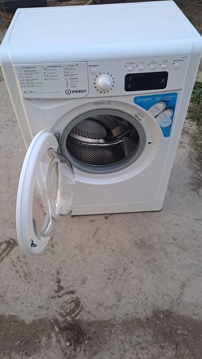 Продам стирпльную машину