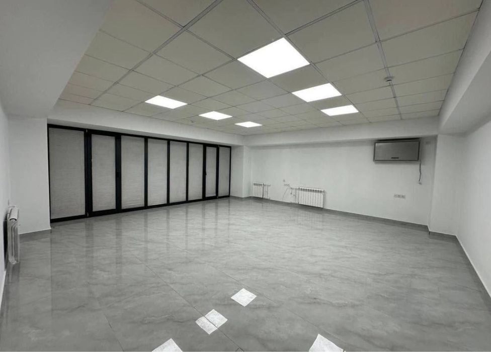 Продается офис Ор-р: Ц4, кафе Централ 206 м2