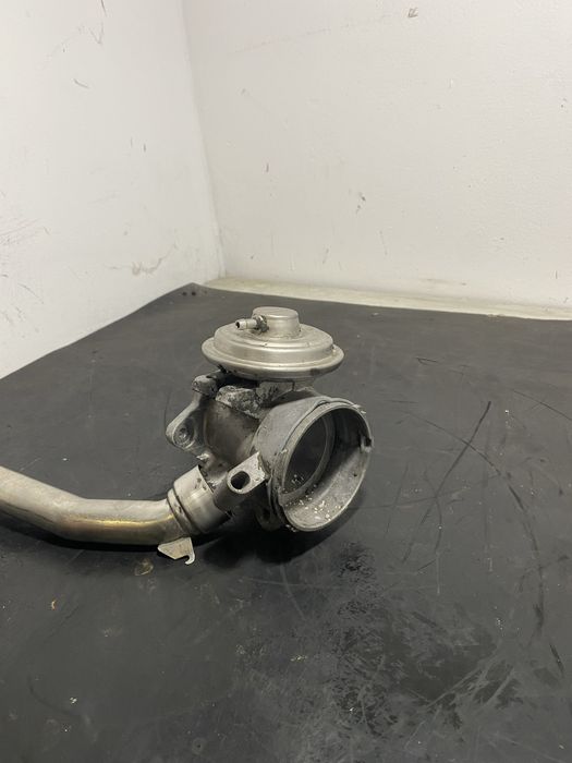 Egr Mercedes ML W163 2.7 CDI ML270 A6110900754 E class W211 E270cdi