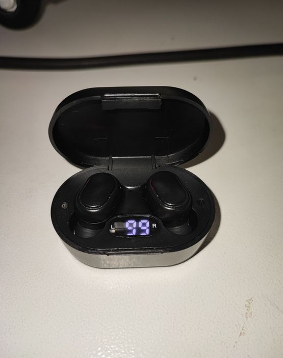 Casti wireless bluetooth