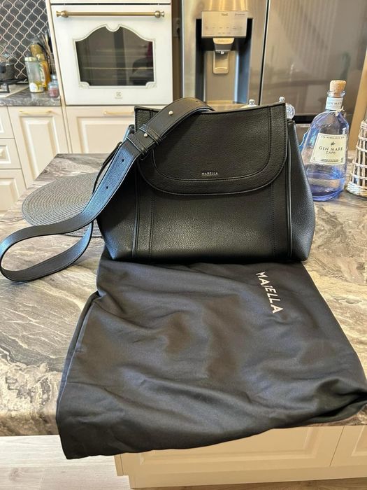 Genți Coccinelle și Marella