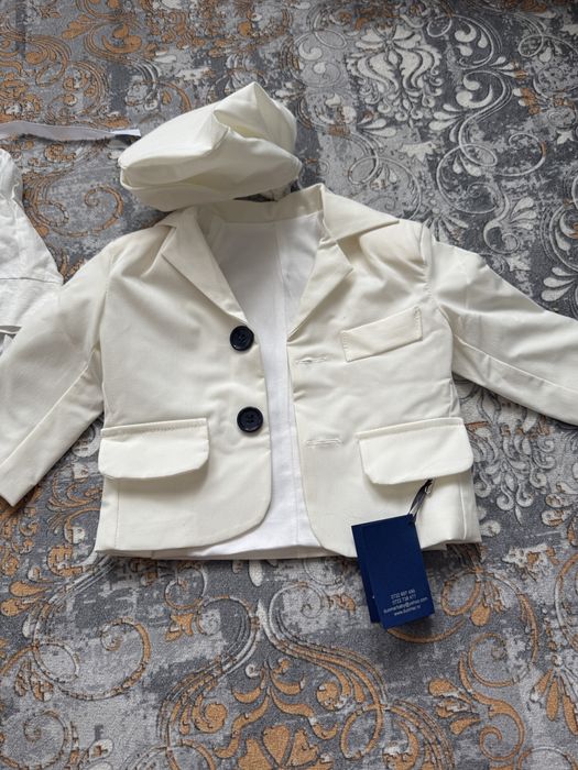 Costum elegant bebe
