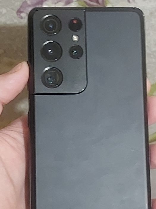 Обменяю Samsung S21y