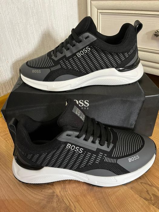 Кроссовки 39-44 р 42-55к boss