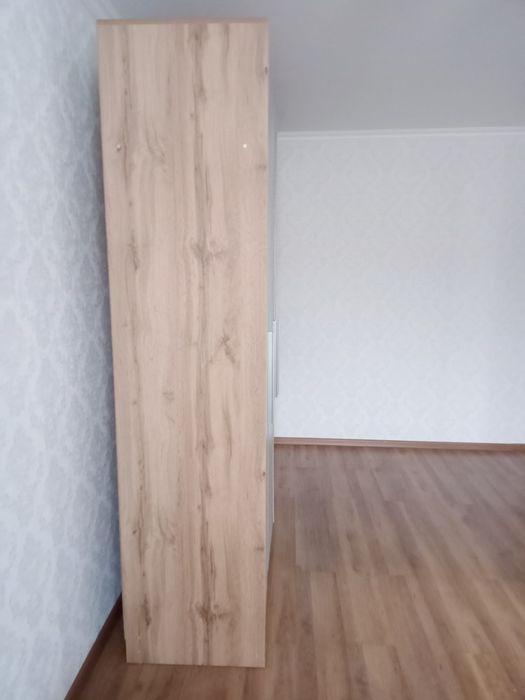 Вместительный шкаф для одежды