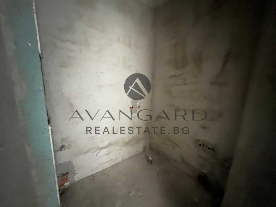 Продава се Тристаен апартамент в Пловдив, Тракия - 105 кв.м за 744 €/кв.м - Снимка #7