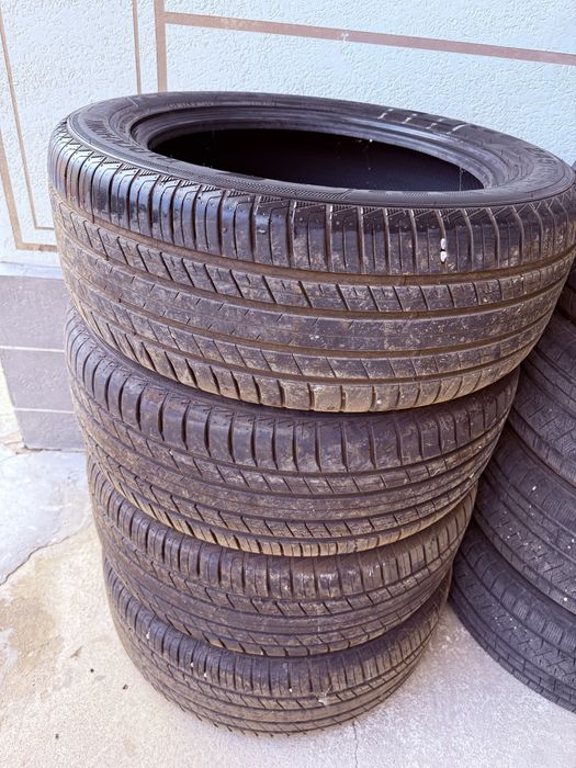 Продам шины 245/55/19