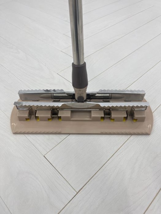 Металлическая швабра