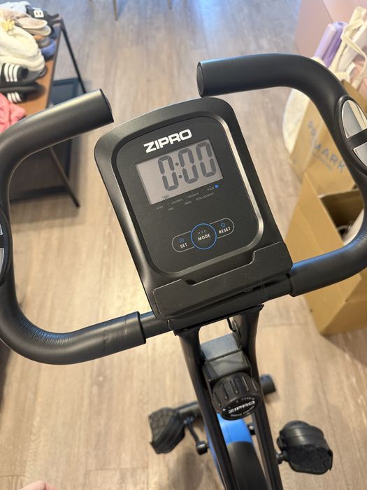Bicicletă de Apartament pliabilă Zipro Future X 8 nivele de rezistenta fitness
