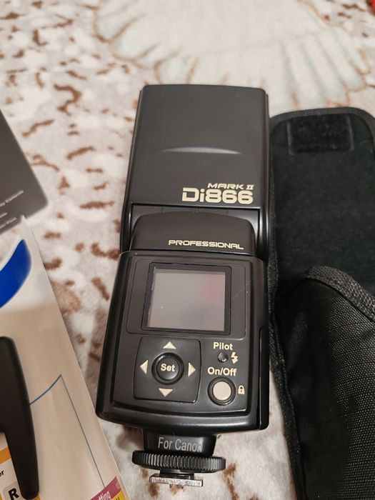 Продам вспышку на фотоаппарат