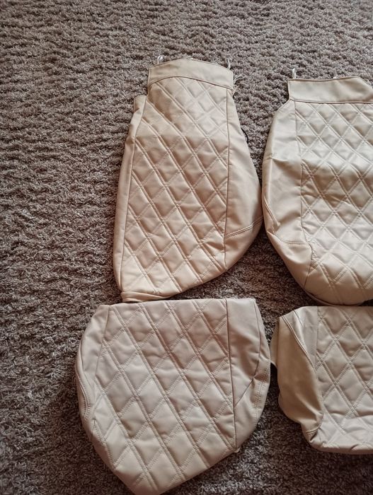 Продам чехлы на автомобиль