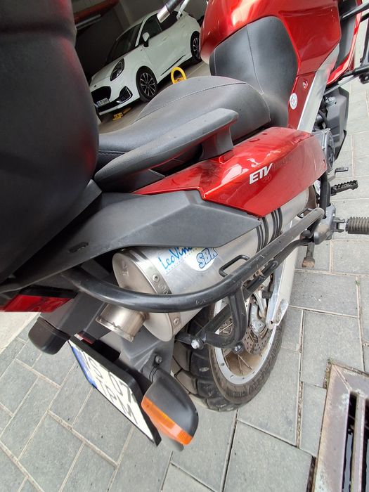 Aprilia Caponord ETV 1000 / schimb
