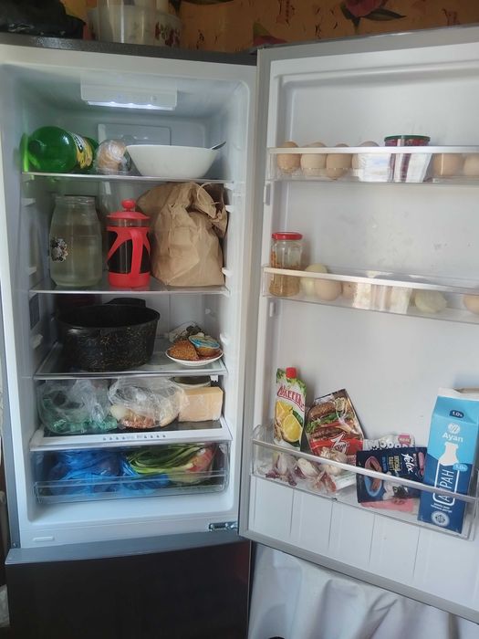 Продам холодильник