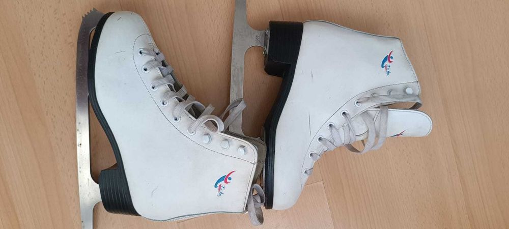 Коньки детские для девочки