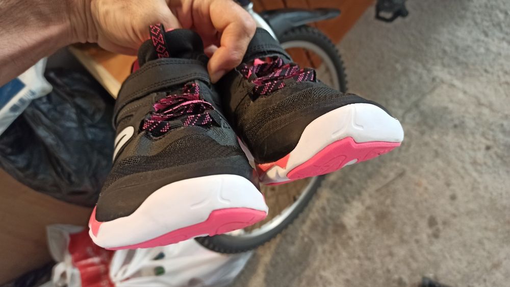 Маратонки за момиче