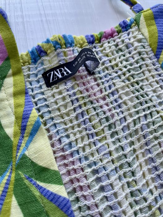 Яркий топ бенда ZARA