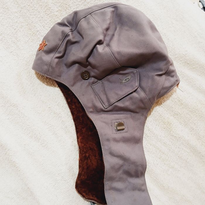 Шапки-ушанки,военни-руски