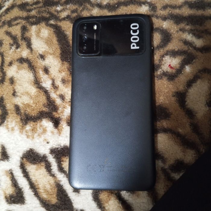 Продаю телефонPoco m3