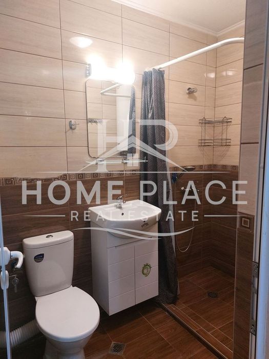 ПАРКОМЯСТО ! Необзаведен двустаен апартамент под наем - Трошево