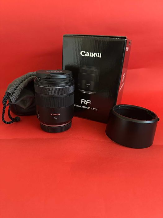Obiectiv Canon RF 85mm F2 Macro IS STM