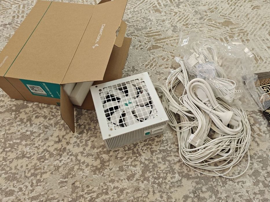 Блок питание Deepcool 1000w 80plus gold новый