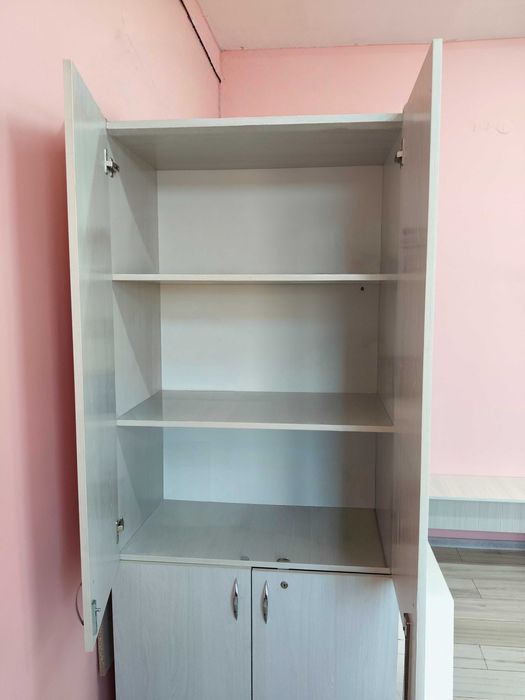 Продам шкаф в хорошем состоянии