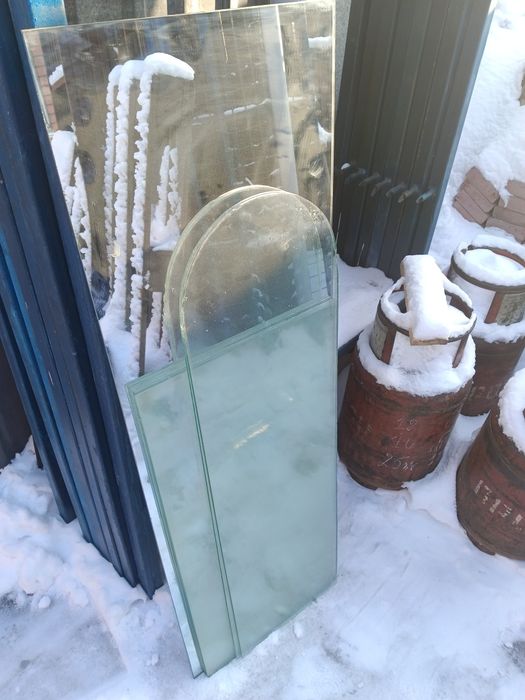 Отдам бесплатно, даром стекла