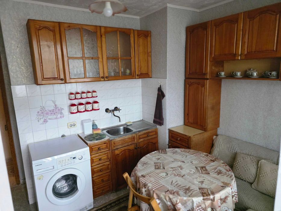 Двустаен апартамент за продажба