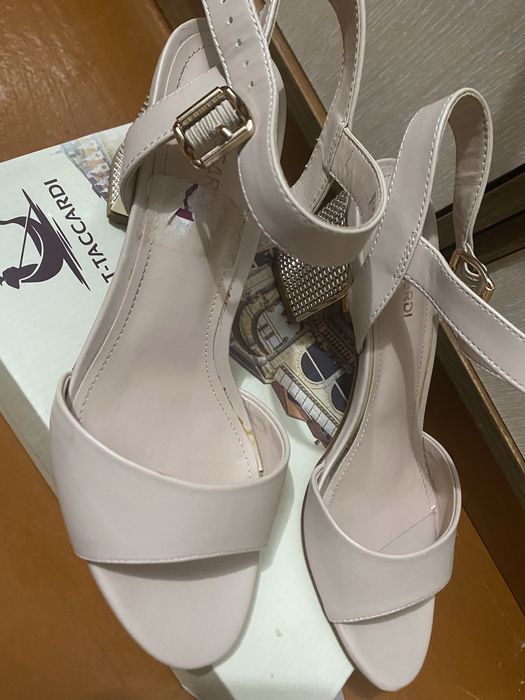 Босоножки летние ,удобные