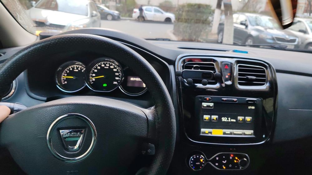 DACIA Logan 2015 — imagine 4