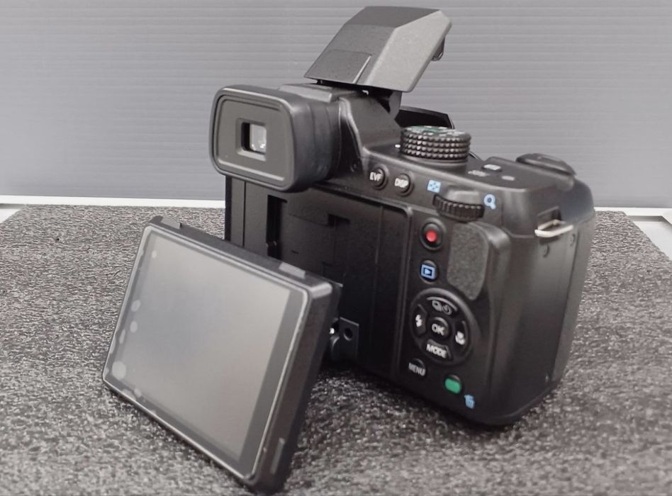 Продам фотоаппарат Pentax X-5