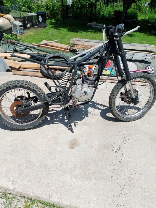 Vând cross 125cc