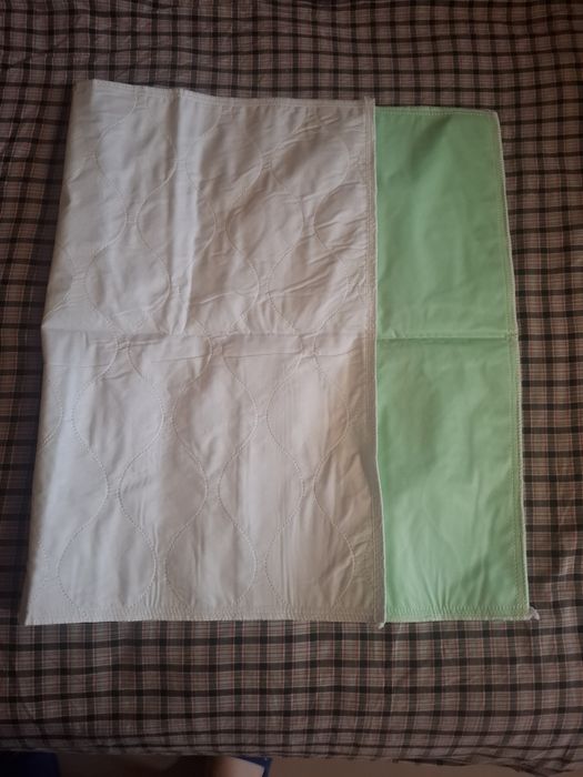 Пеленка многоразовая, непромокаемая, размер 60х90, производство США.