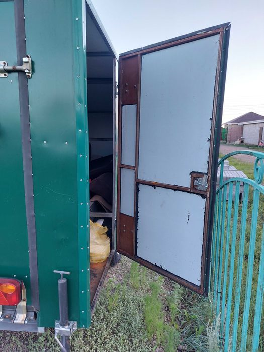 Прицеп для снегохода и кемпенга