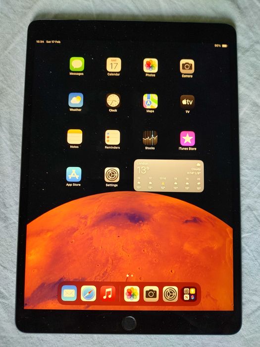 iPad Air 3 64GB  100% battery 18 цикъла като нов!