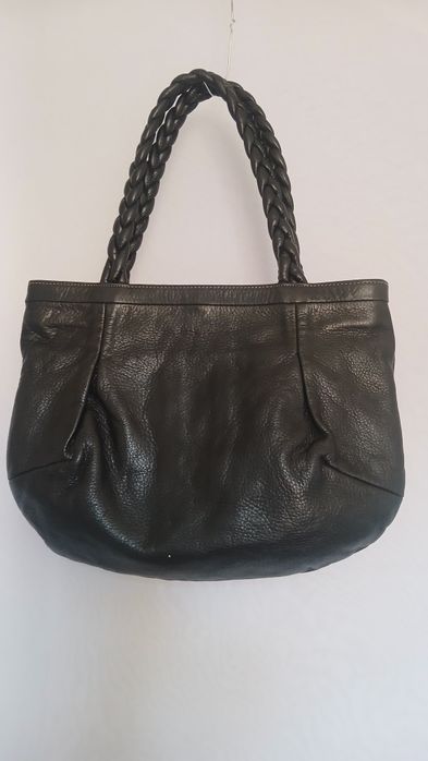 Max Mara, Tory Burch, Furla- €40