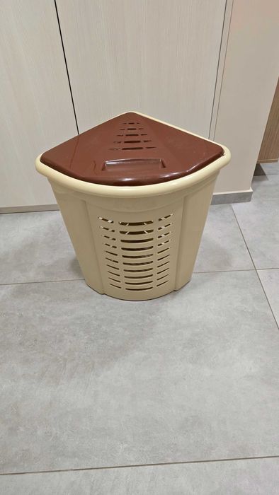 Ъглов кош за пране