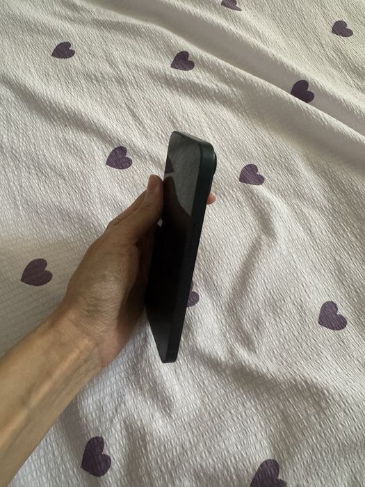 Продам Iphone 14