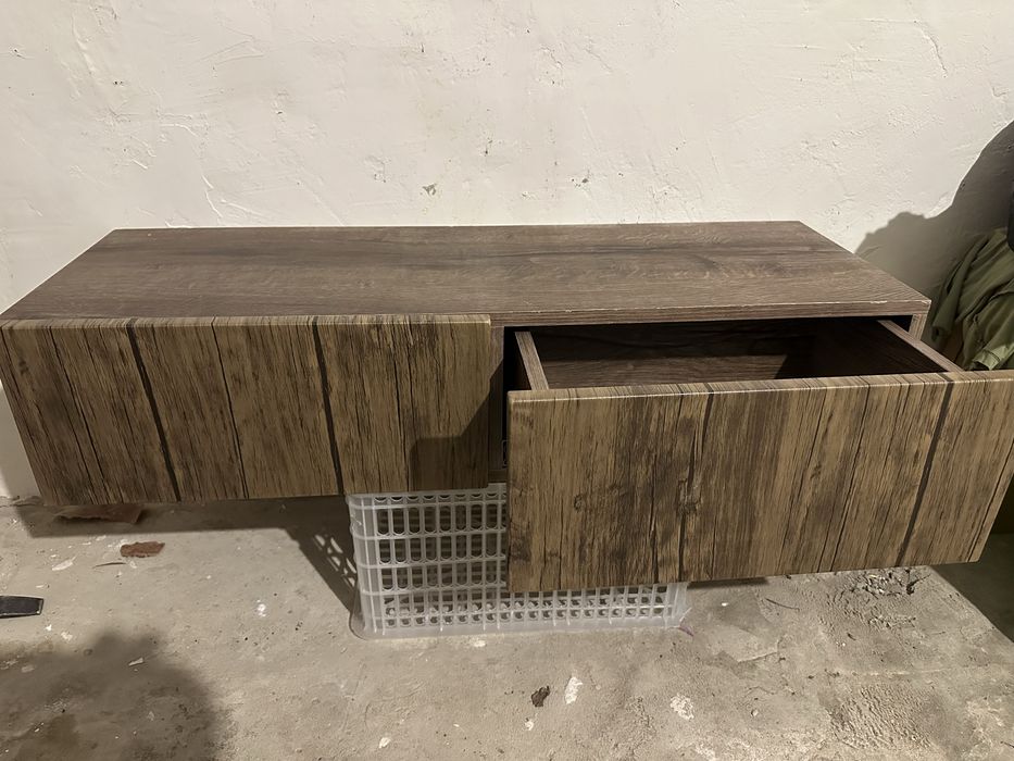 Навесной тумбочка