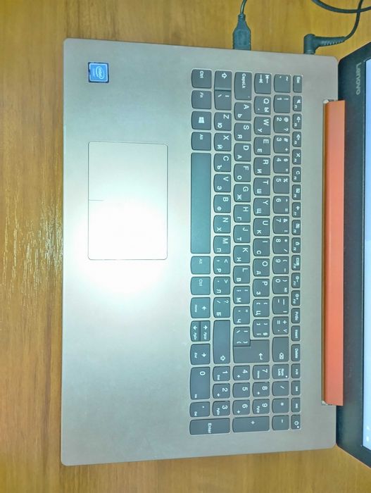 Лаптоп Lenovo ideapad A320