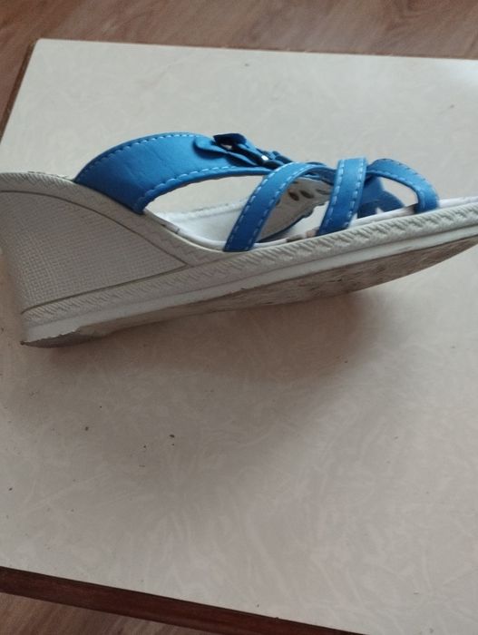 Летняя обувь, босоножки