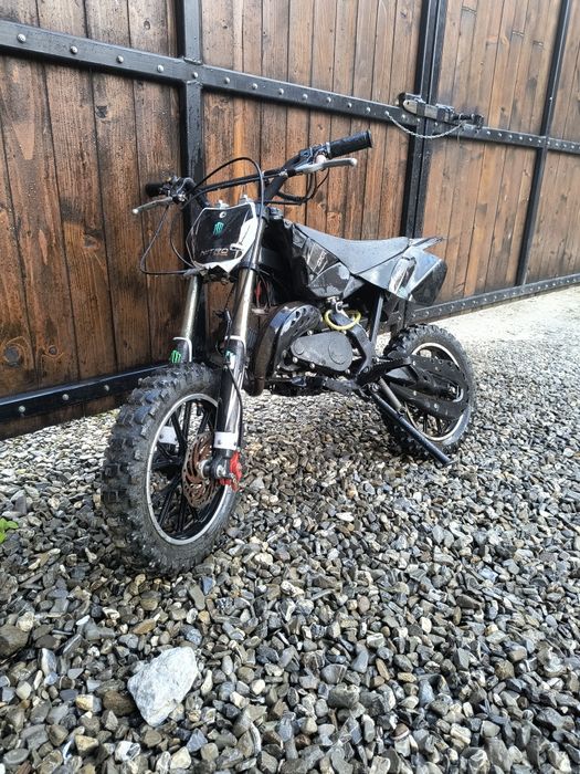 Vând moto 50 cc.