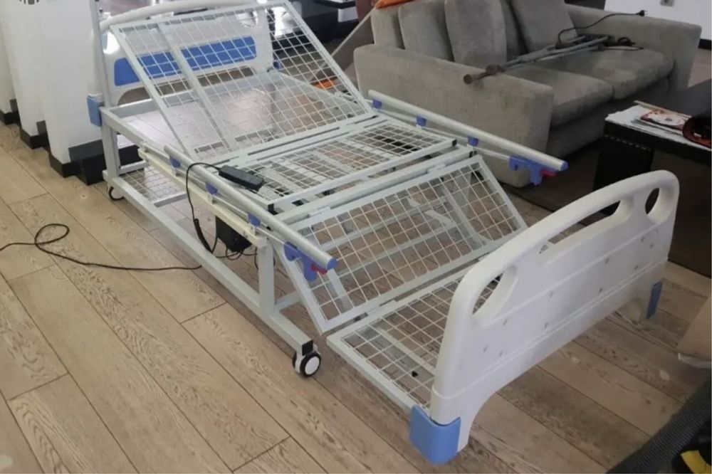 Медицинская кровать